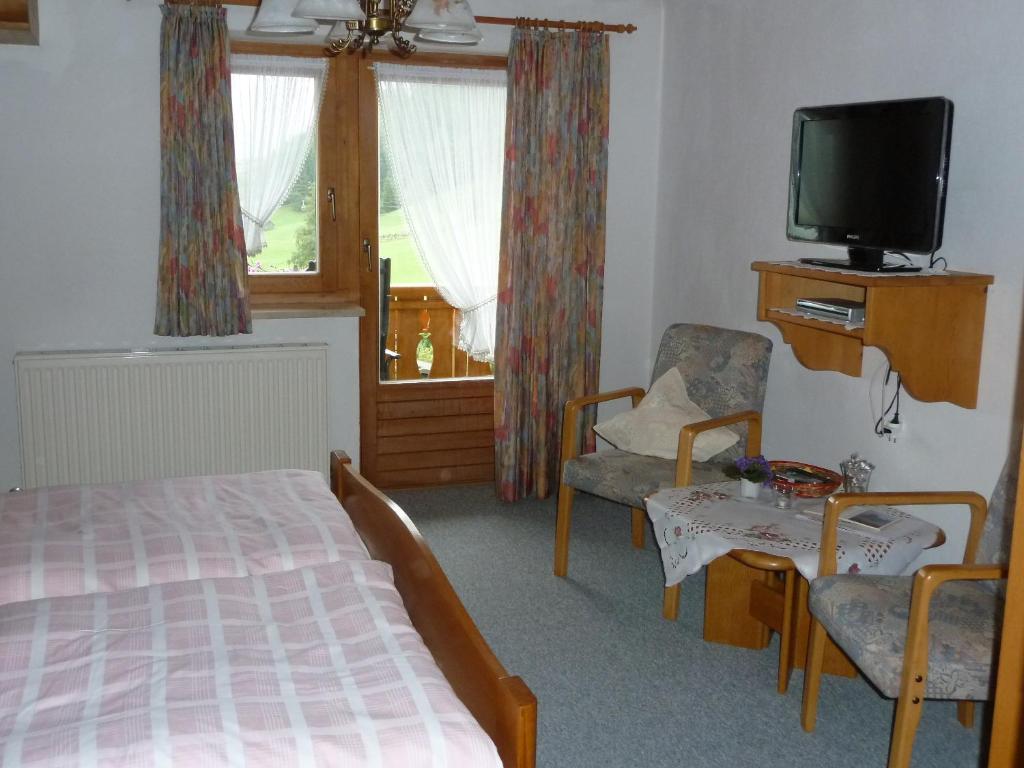 Haus Antonia Hotel Lermoos Szoba fotó